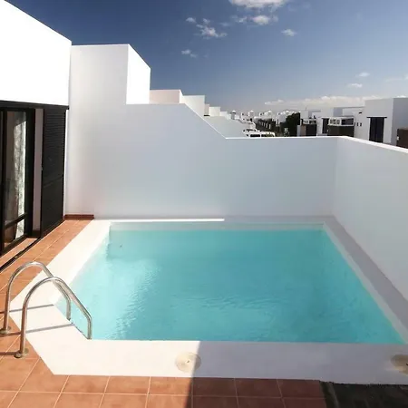 Mencal Yaiza
